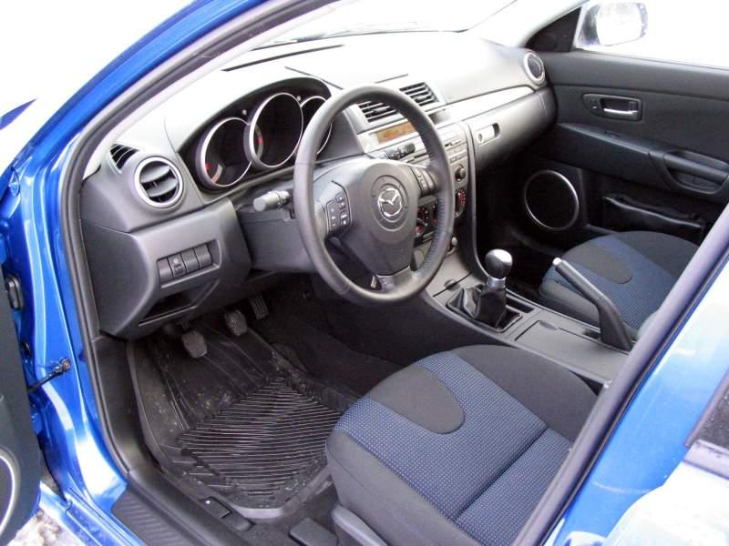 Mazda 3 - Fisrt pics 01.JPG